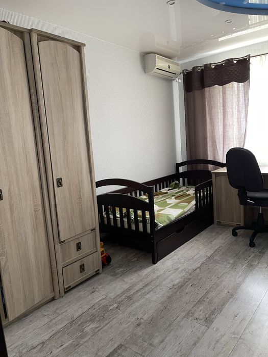 Продаж 2 кім. 9 мкрн. Лівий берег