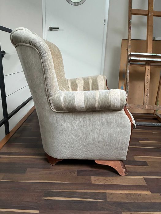Klasyczny stylowy fotel uszak - vintage, używany