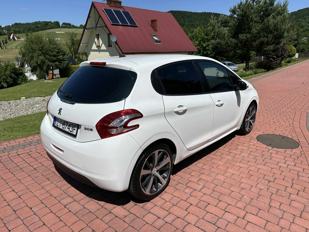 Peugeot 208 1.4 HDi