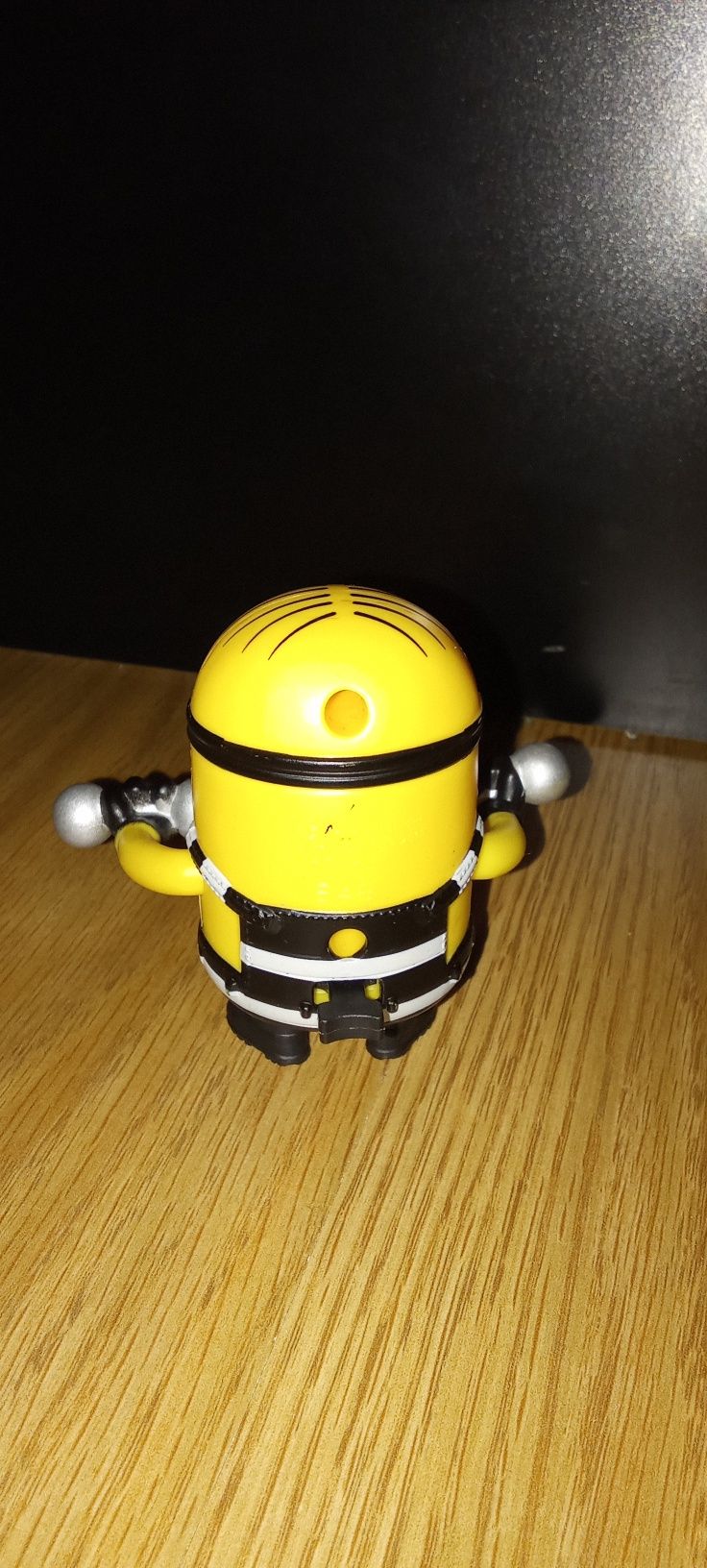 Minion em Plástico