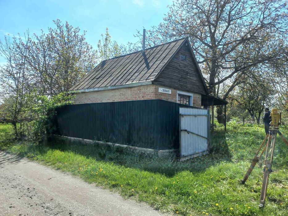 Продаж добротного будинку із земельною ділянкою в с. Шевченкове