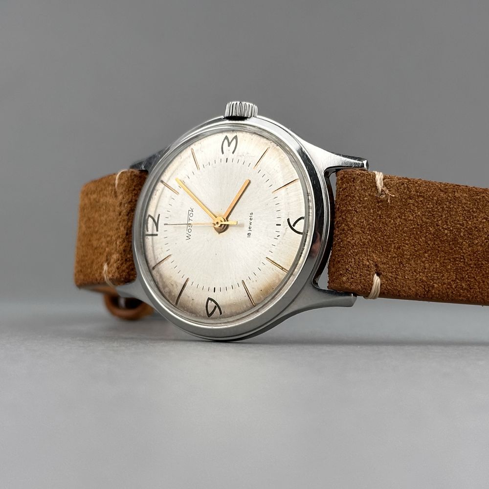 Zegarek vintage Wostok – stalowy klasyk | srebrzysta tarcza | USSR