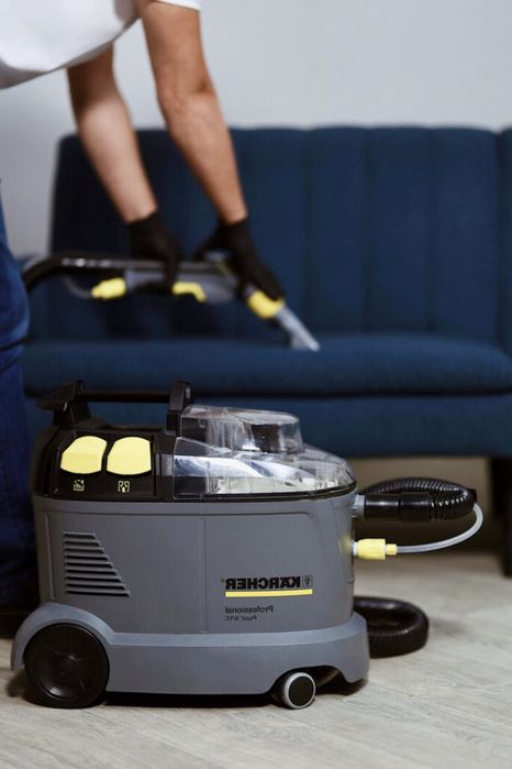 Чистка дивану на дому. Київ. матрас, крісло. Виведення запаху