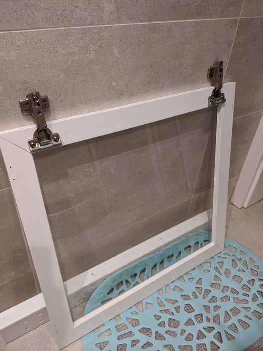 drzwiczki fronty Besta Glassvik