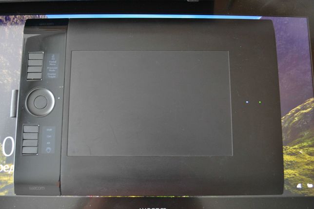Графічний планшет Wacom PTK-540wl (без стілуса)