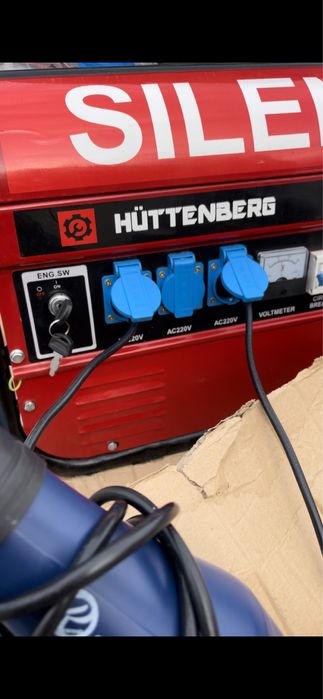 Бензиновый генератор 4.5кВт 380/220В тихій