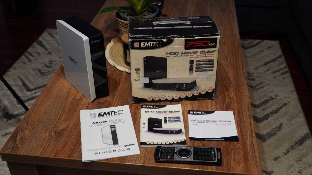 Nagrywarka multimedialna EMTEC MOVIE CUBE S800 AV to HDMI Zgraj kasety