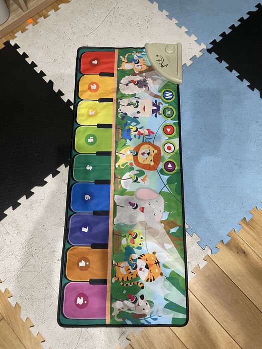 Mata grajaca - pianino