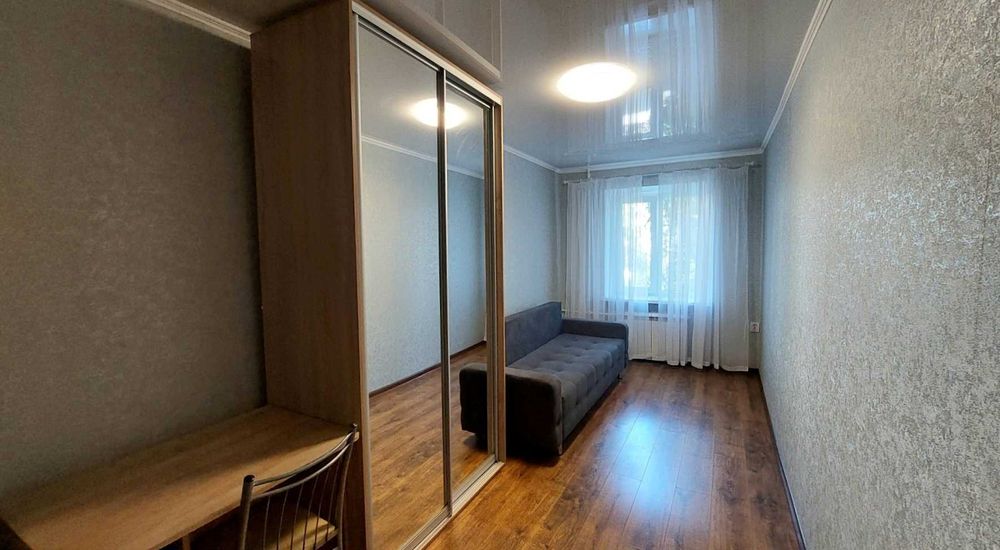 Продается комната в коммуне ул. Сегедская/ пр.Гагарина