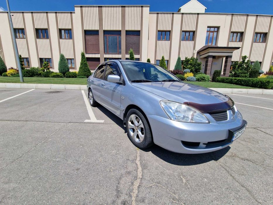 Mitsubishi Lancer 9 бензин 1.6