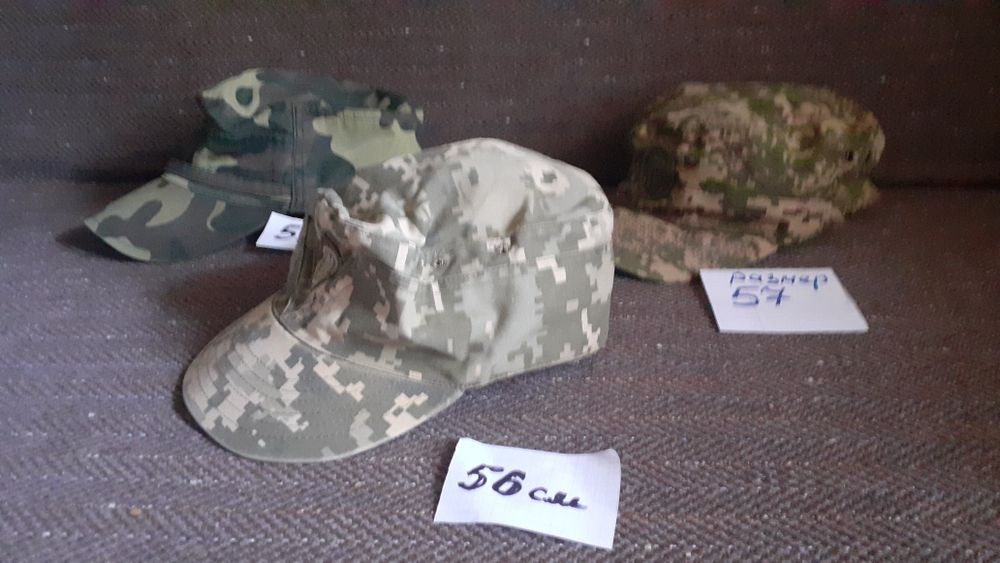 Кепки мужские  б/у.