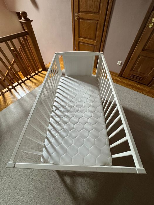 Łóżeczko dziecięce z materacem, 120x60