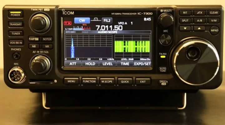Rádioamador ICOM ic-7300