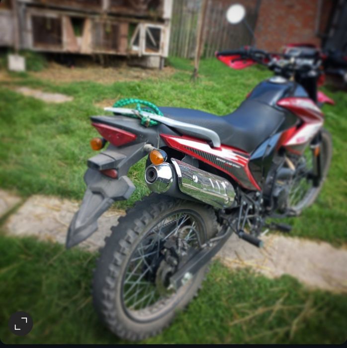 Мотик файний стан . Небитий не крашений .