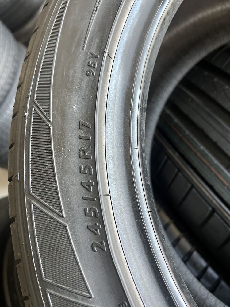 245/45/17 R17 Dunlop SP Sport Maxx GT 2шт новые