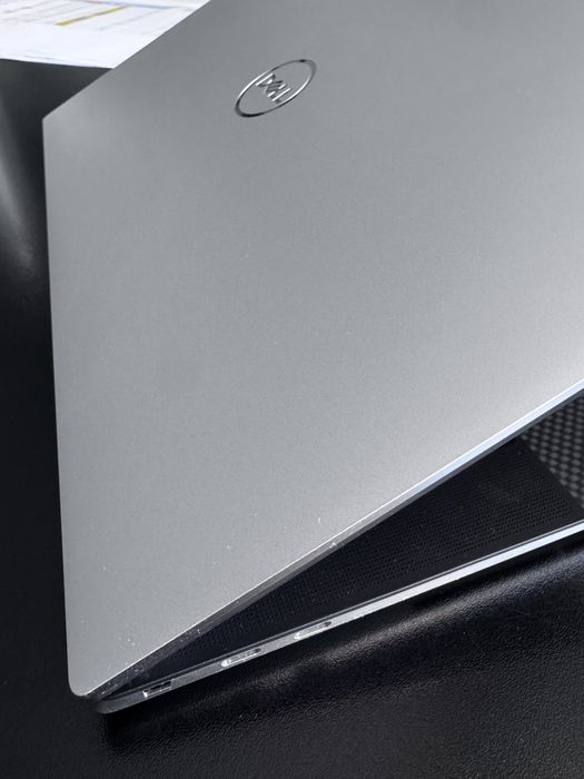 Portátil premium DELL XPS 15 9510 i9