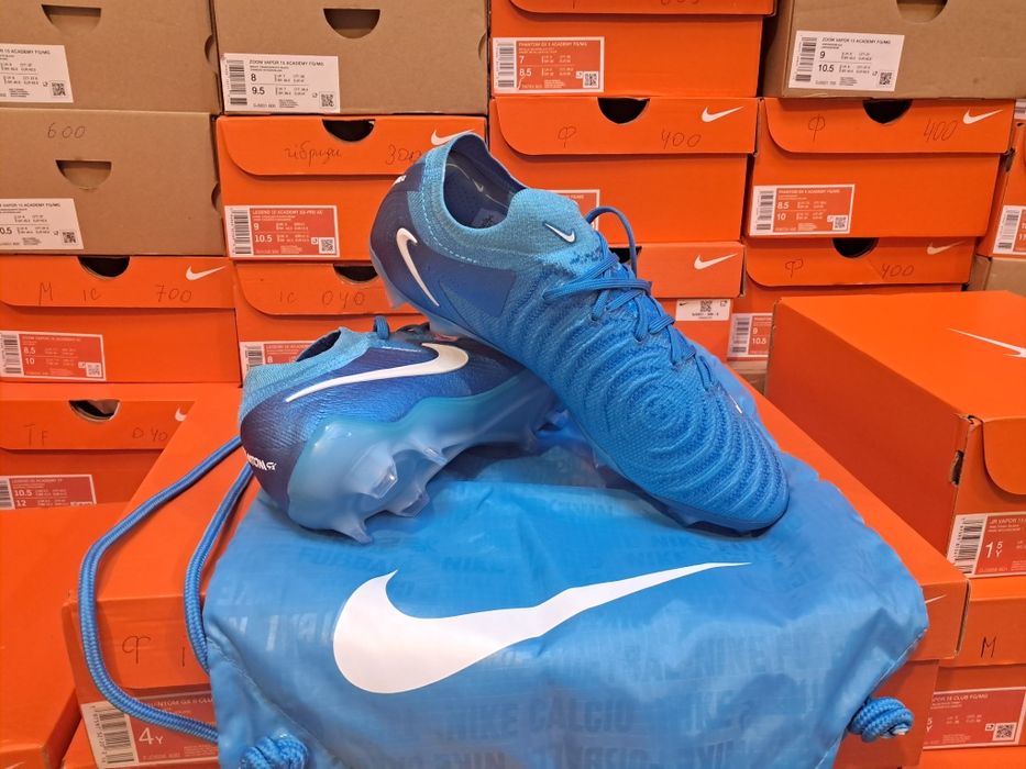 Футбольные бутсы Nike Phantom GX II Elite FG FJ2559-400 оригінал