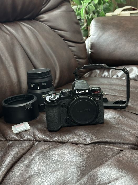Lumix s5 та 50mm f1.8 у стані нового