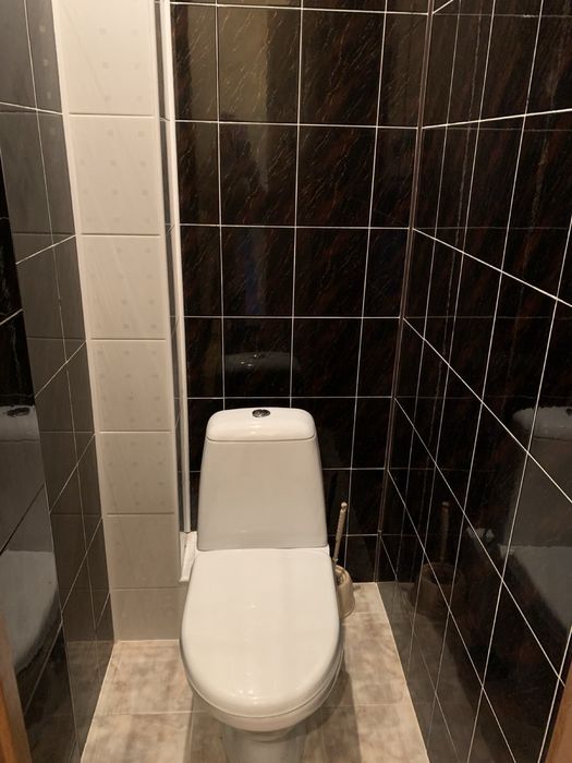 Продам 5-ти кімнатну квартиру з АО  ДНС поруч з річкою