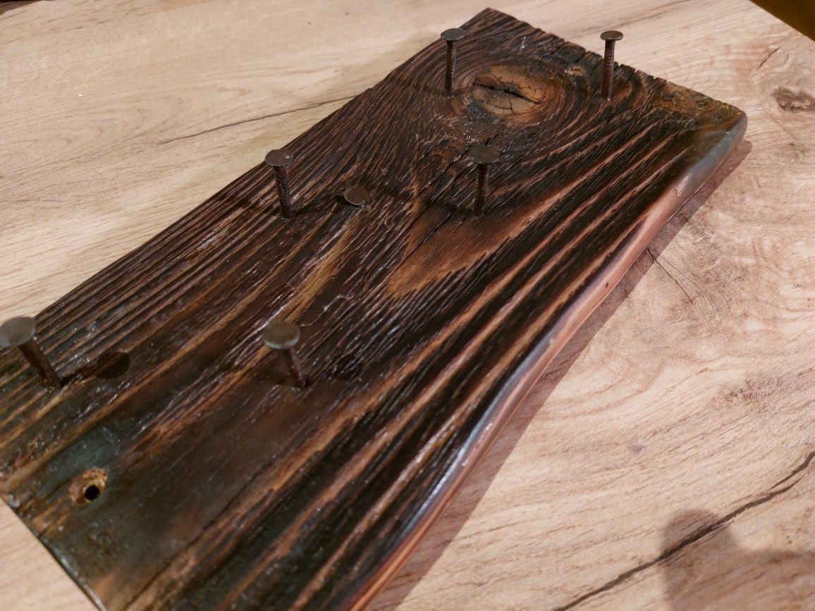 Drewniany wieszak na klucze itp. LOFT, Stare drewno