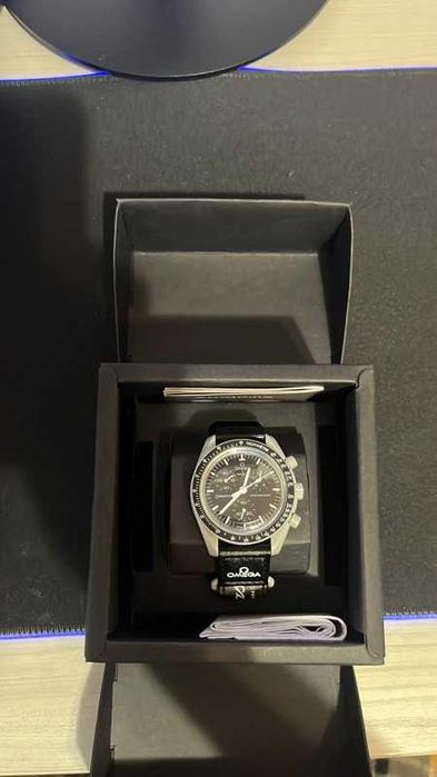 Omega x Swatch Mission to the Moon SO33M100 - Uniwersalny każdą okazję