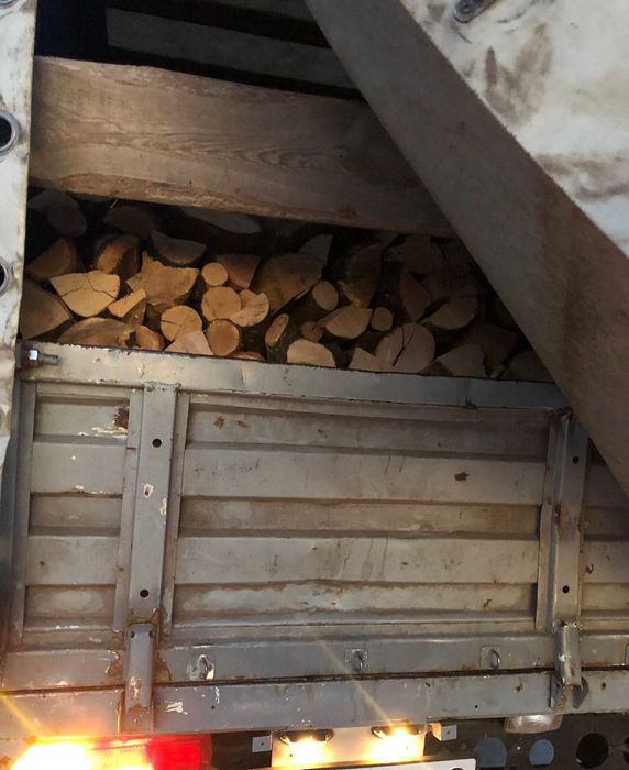 Колоті дрова/ дуб,граб,береза,вільха