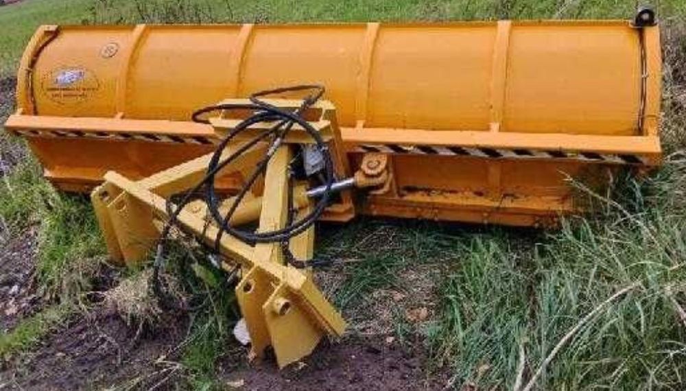 Pług do śniegu  odśnieżania jcb 4cx 3cx koparko ładowarka