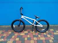 BMX Mongoose Legion biało czarny