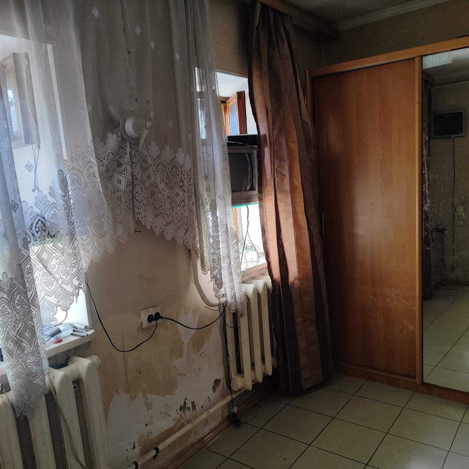 Продам часть дома на Слободке