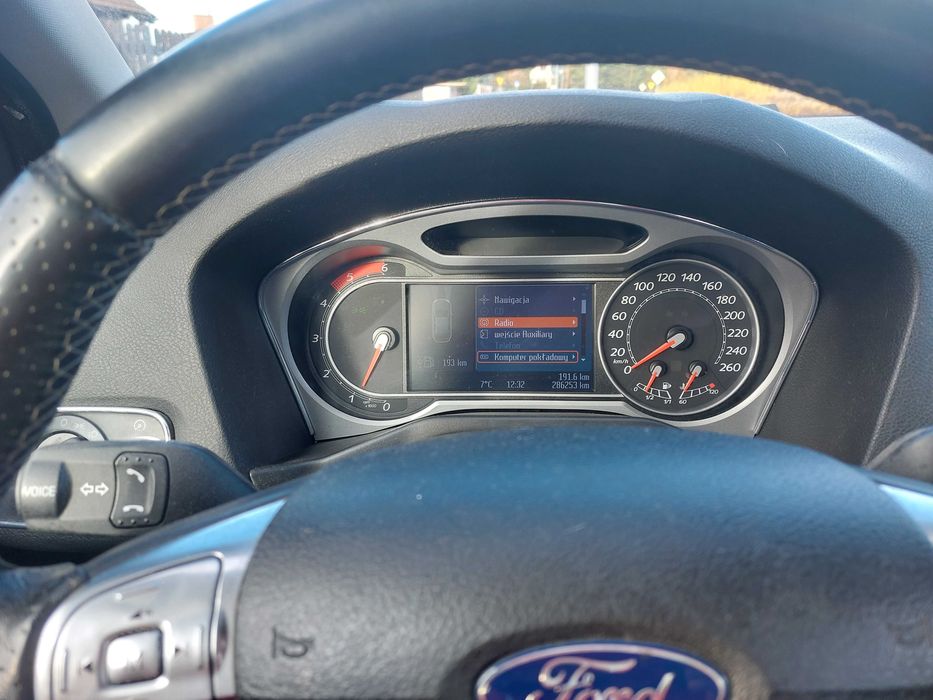 Ford Mondeo 2010r  2.0 tdci 140km