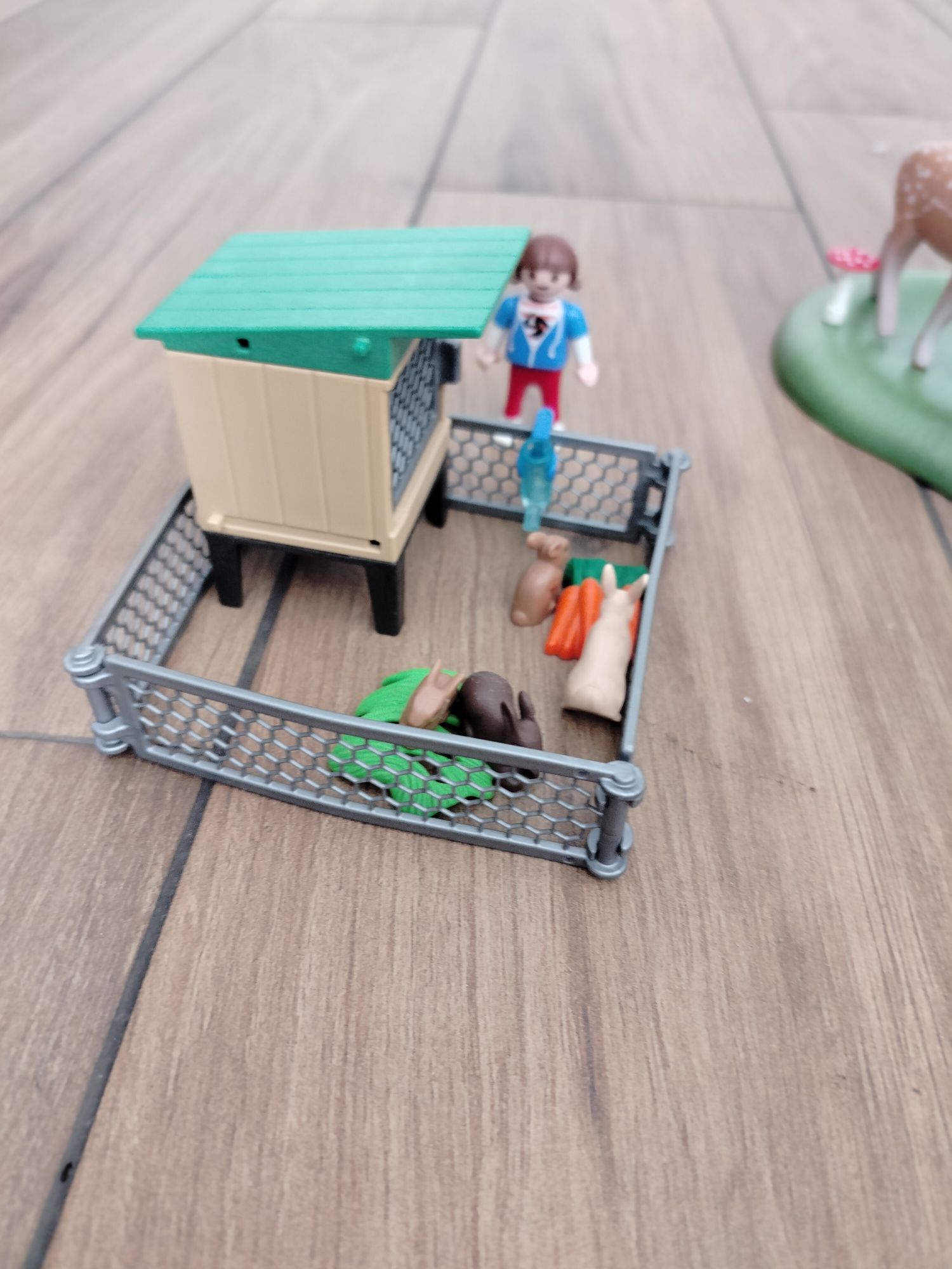 Playmobil Country 6815 Pasza dla zwierząt +gratis 9104