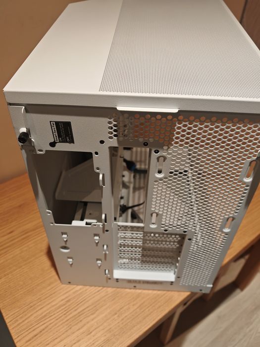 Obudowa PC NZXT H6 Flow Biała White jak nowa! Na gwarancji
