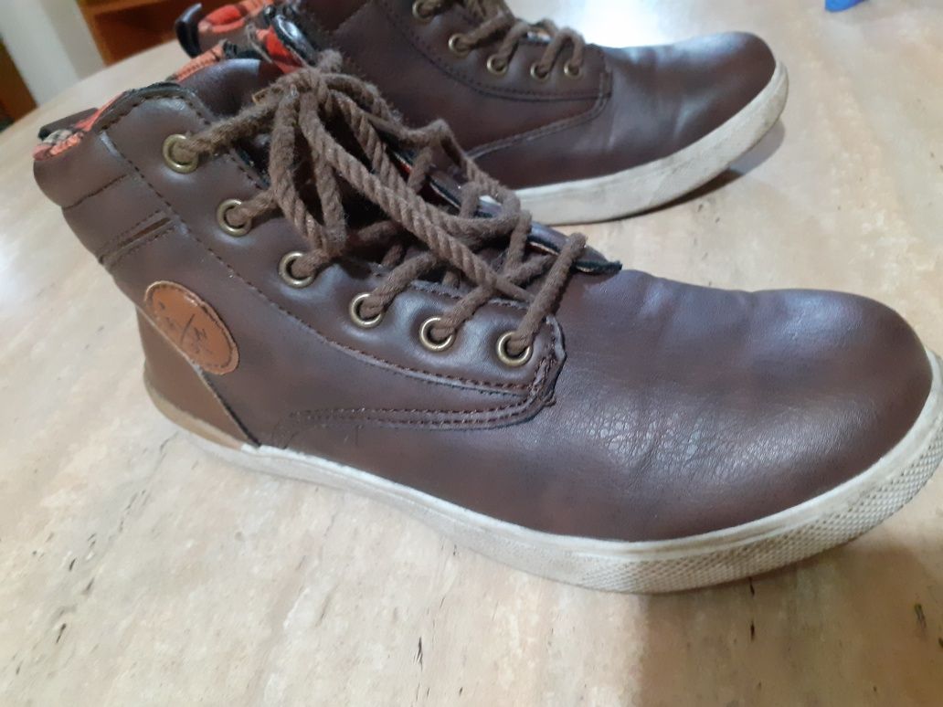 Buty chłopięce roz 36
