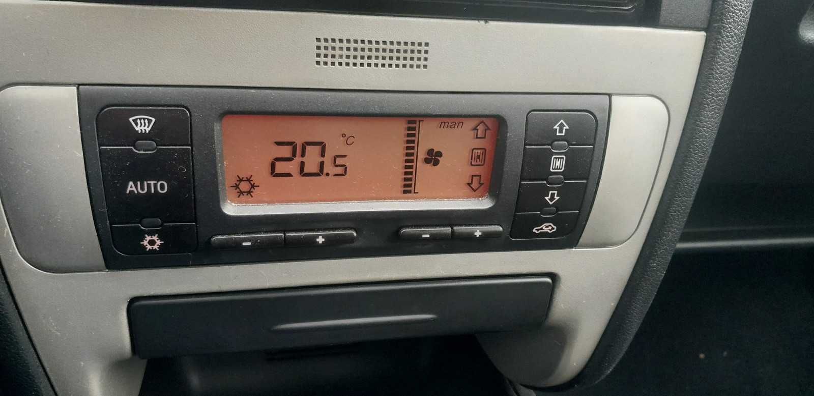 Panel klimatyzacji nawiewu Seat Leon mk1 Toledo 2 1M0'820043E