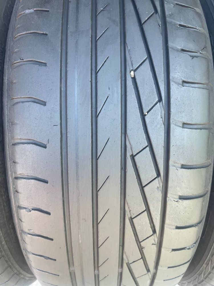 Шини літні R17 215 55 GoodYear Excellence Склад Осокорки