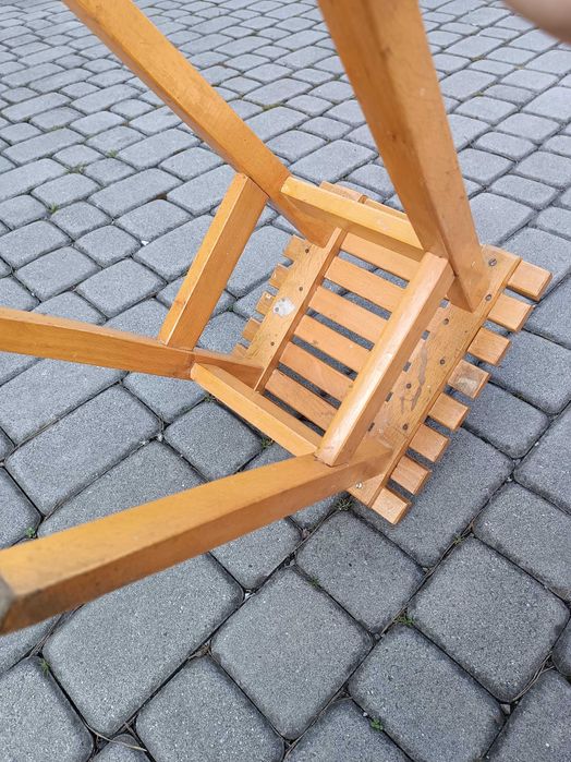Taboret drewniany