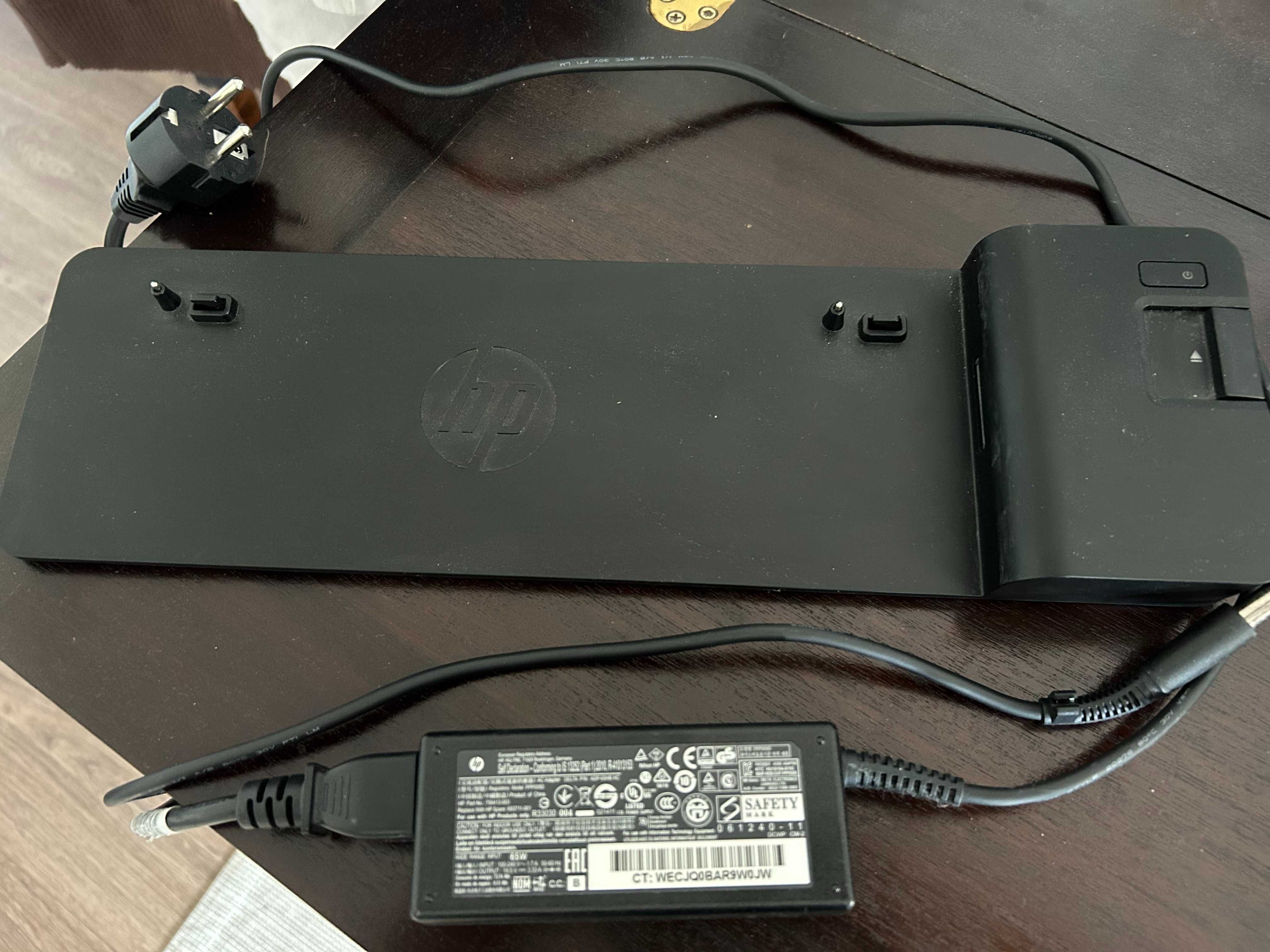 HP 2013 Ultraslim Docking Station com carregador