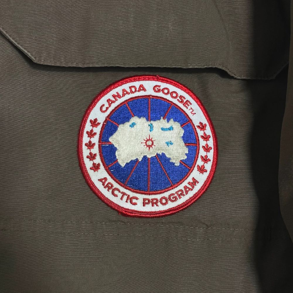 Canada Goose kurtka zimowa puchowa luksusowa w góry