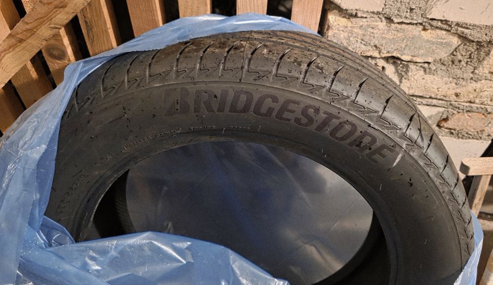 Nowe opony Bridgestone Turanza T005 235/55 R18 100V letnie