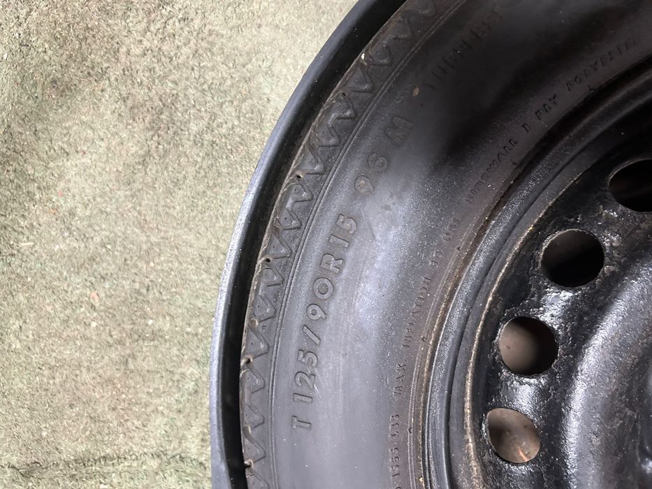 BMW Z3 zestaw naprawczy KOŁO DOJAZDOWE LEWAREK KLUCZ wkretka