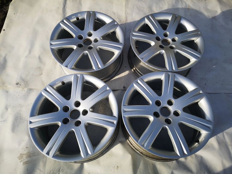 Felgi Aluminiowe  AUDI A6 C6  pasują do  Audi A3,  A4,  VW,  Skoda,  Seat   5 x 112 x 57  7J x 17H2  ET- 42    NR 4F0071497666