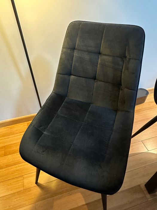 Stół rozkładany + 4 Krzesła