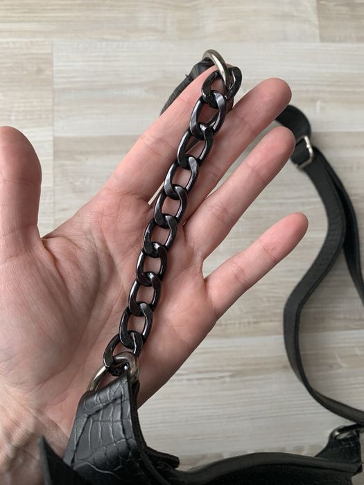 Сумка жіноча через плече, чорна