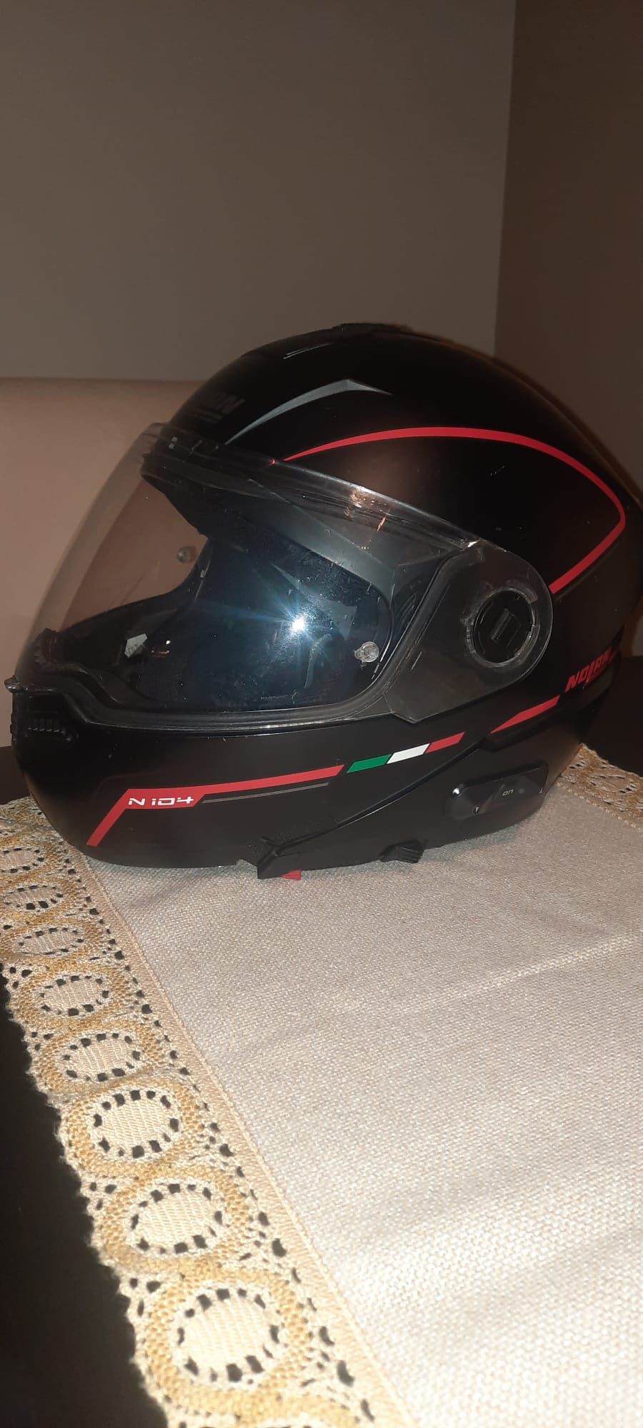 Capacete  Nolan N104  com  sistema de comunicação por Bluetooth