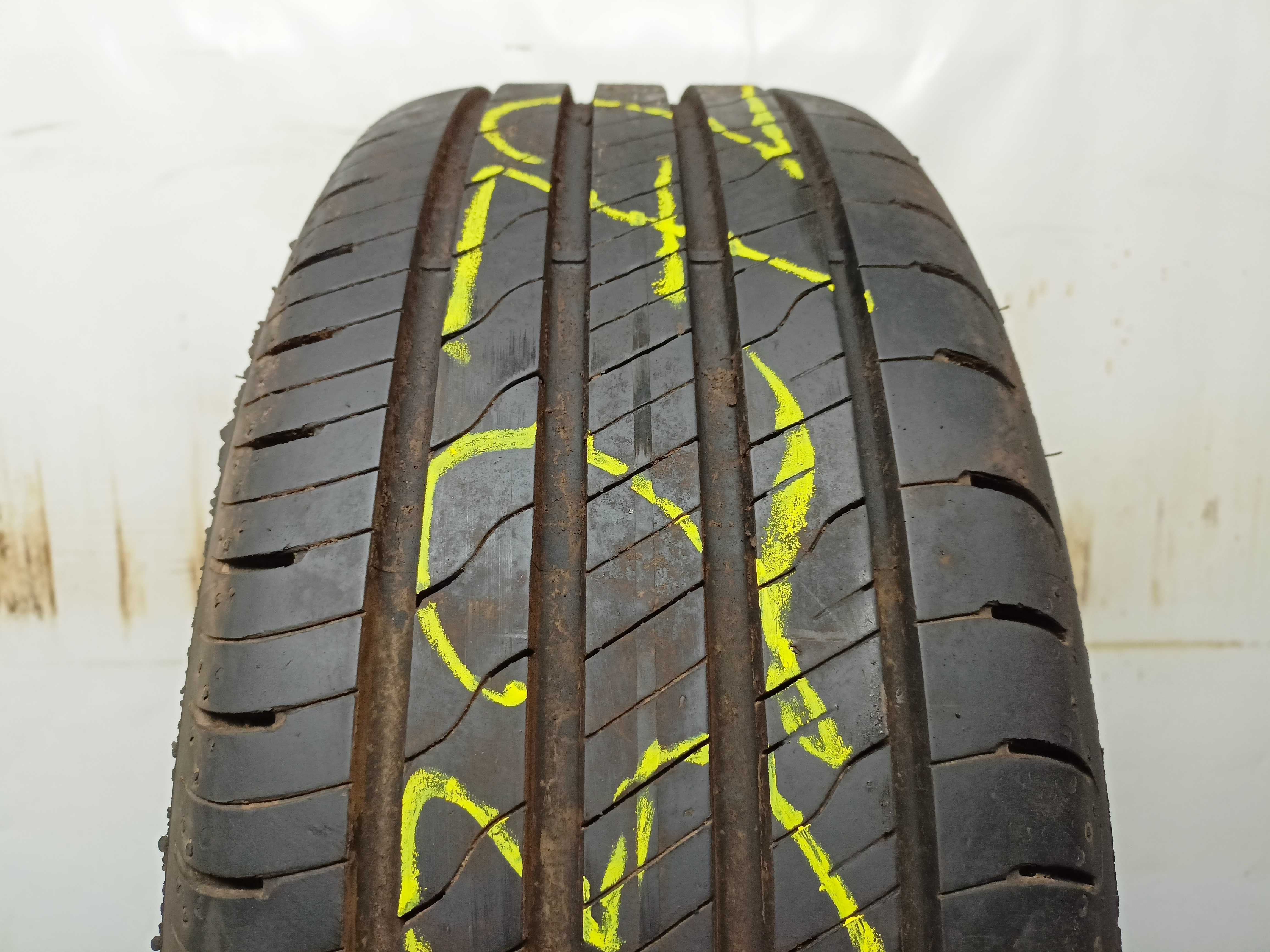 Goodyear Efficientgrip 205/55/16 2021r. 91V 7,4mm (3272)