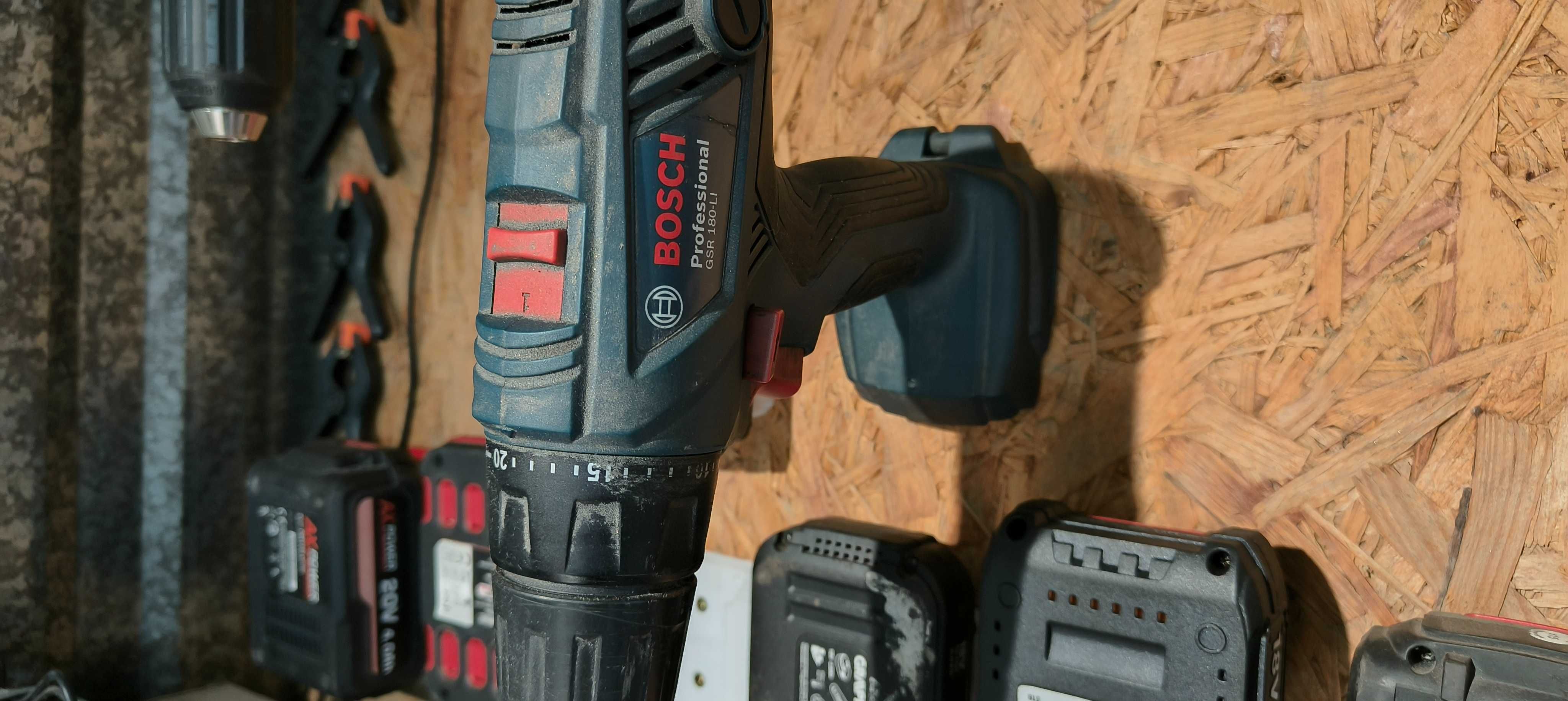 Bosch 18V professional (niebieski) uchwyt na narzędzie