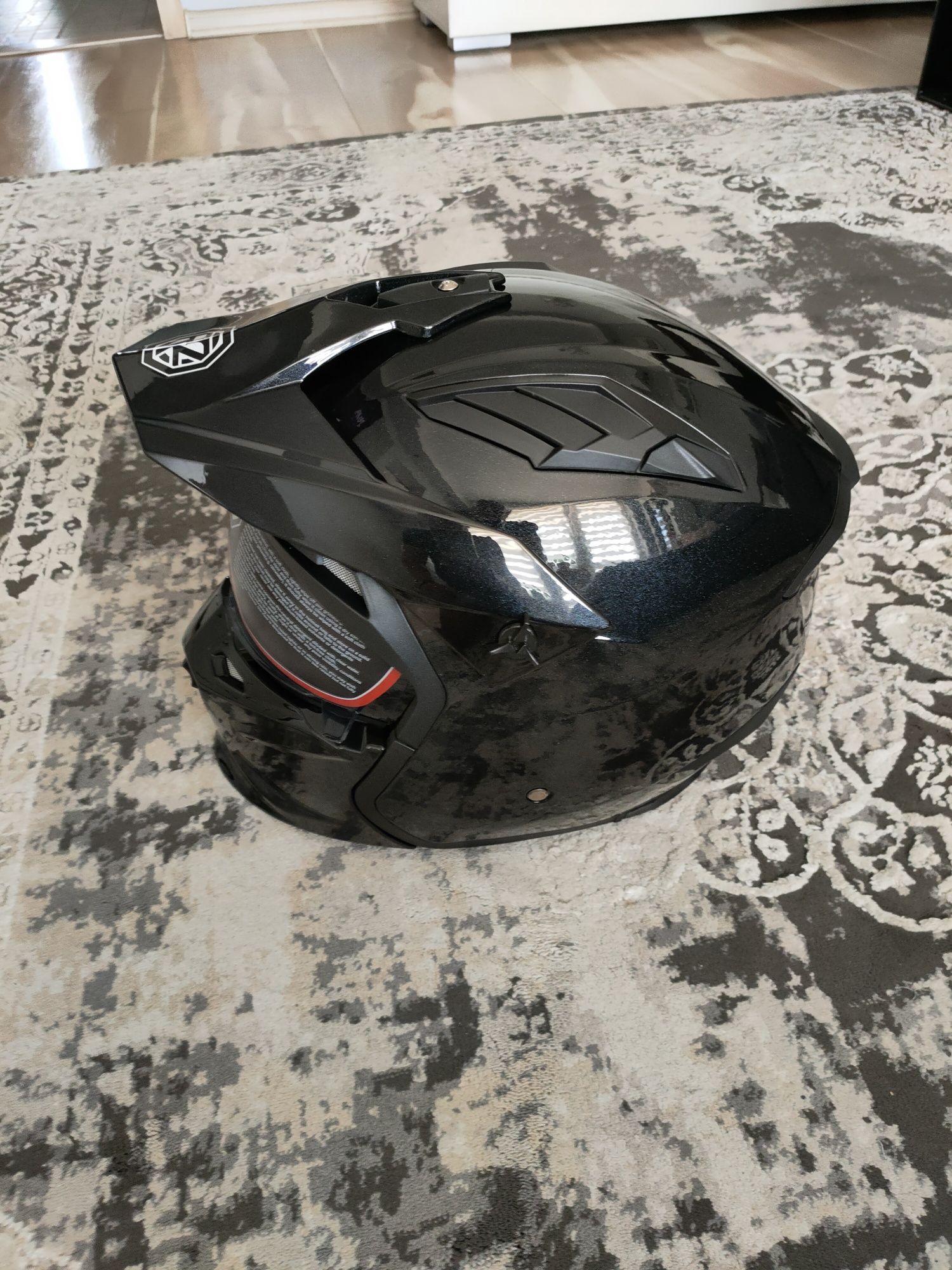 Kask motocyklowy czarny  m nowy