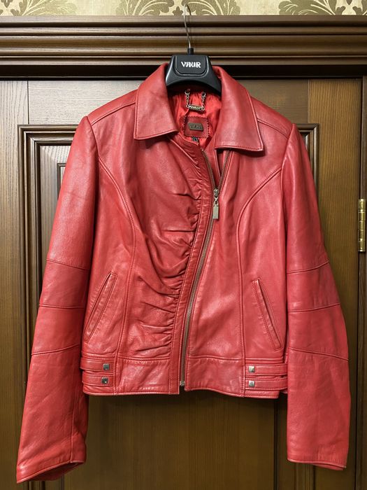 Продам кожанную курточку