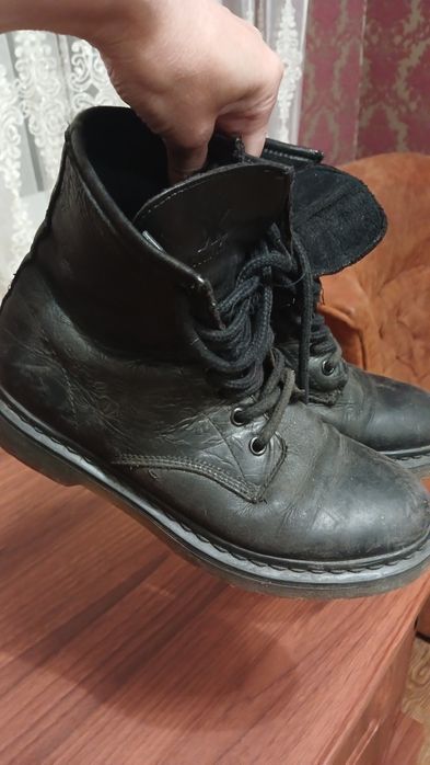Шкіряні ботинки для підлітка