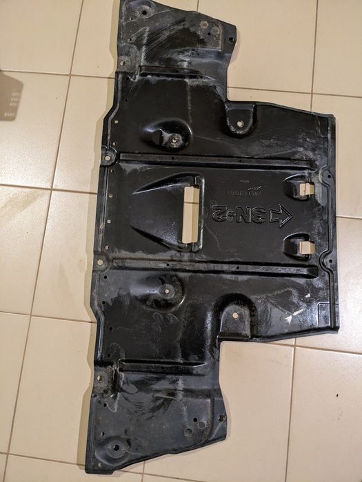 Захист, кришка двигуна Nissan Leaf